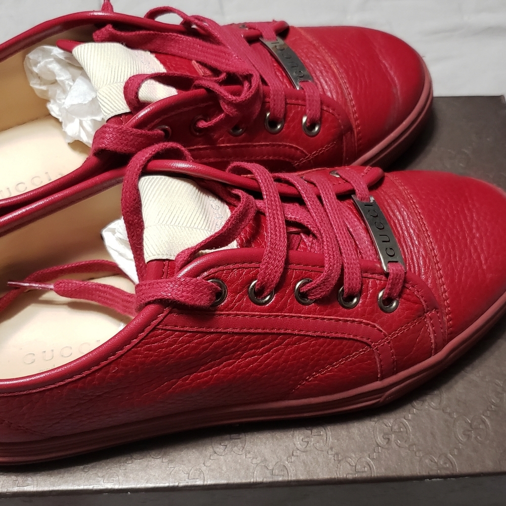 Authentic Women's Gucci Sneakers